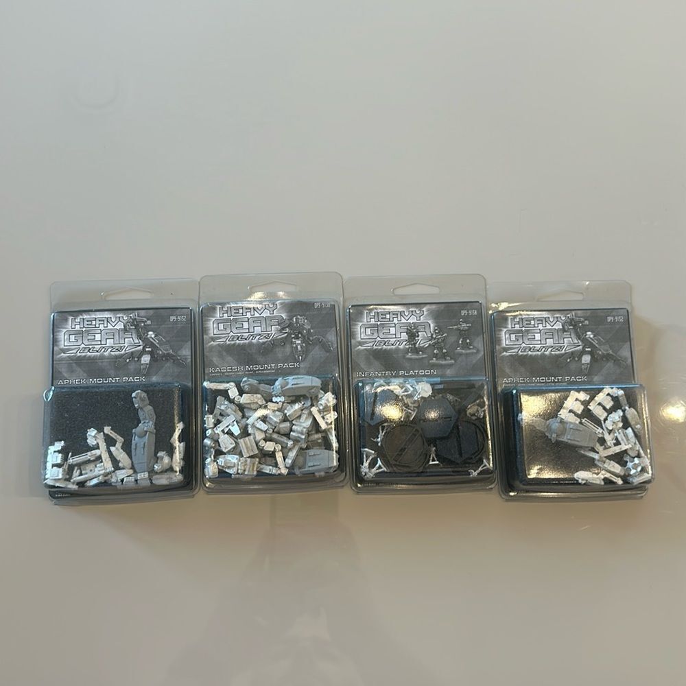 Heavy Gear Blitz unpainted metal kit lot of 4